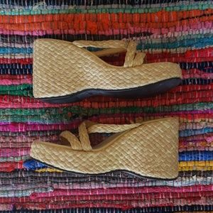 VNTG 90s Steve Madden Strew Wedge 6.5